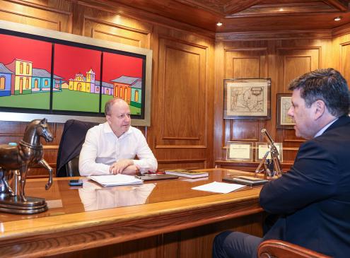 Reunión de ministros del MEF y del MIC