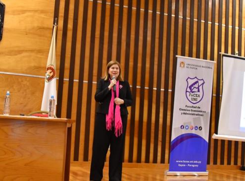 Gerente de Gestión Administrativa del Estado del Ministerio de Economía y Finanzas (MEF), María Teresa Díaz de Agüero
