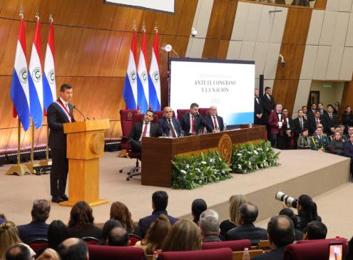 Presidente Santiago Peña en informe de gestión