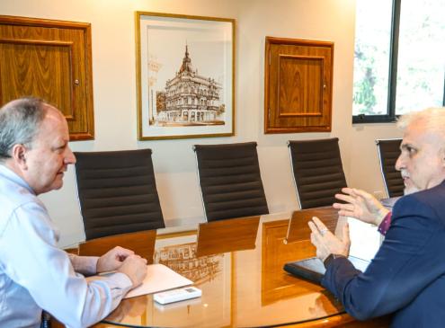 Reunión de Carlos Fernández con Héctor Rubín