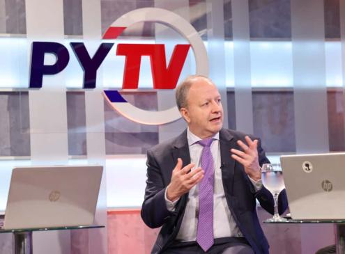 Ministro Carlos Fernández Valdovinos en Paraguay TV