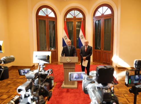 Conferencia del Prensa sobre Asamblea BID