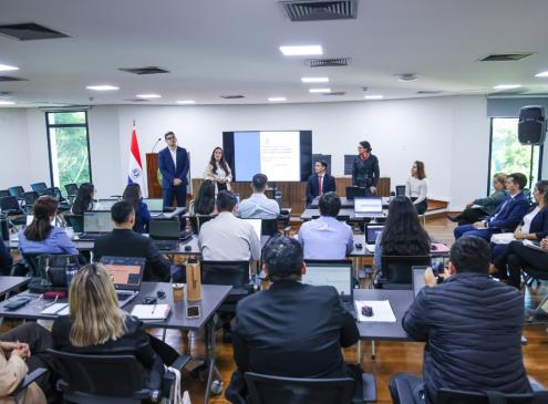 Capacitación a servidores públicos