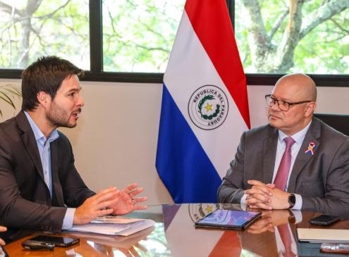 Ministro Lovera con ministro Walter Gutiérrez