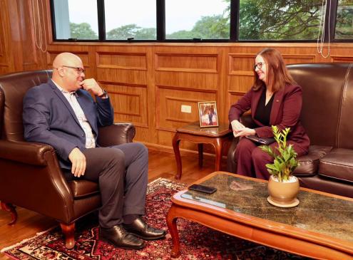 Ministro Lovera con embajadora Dunna