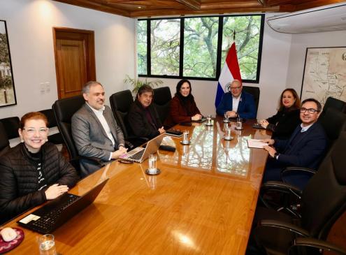 Reunión MEF con MOPC