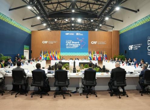 Ministro en CAF