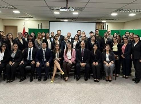 Capacitación a funcionarios de la CGR
